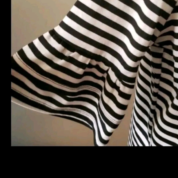 Halogen black stripe dress size medium - Picture 4 of 6